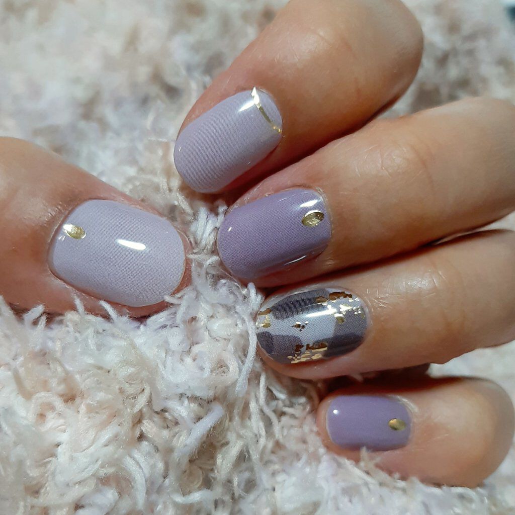 にゃんず on LIPS 「時短ママネイル♪DAISOのシールにジェルコート#綺麗は指先か..」(1枚目)