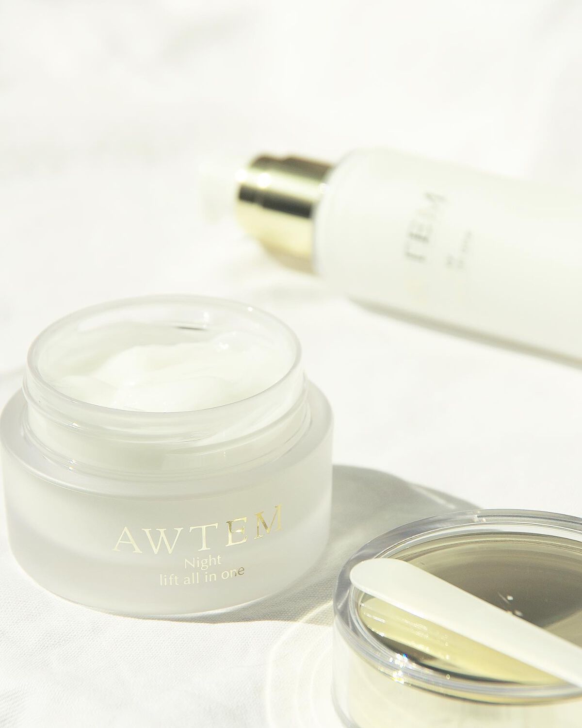 ナイトリフトオールインワン(夜⽤ジェルクリーム)/AWTEM/オールインワン化粧品を使ったクチコミ(1枚目)