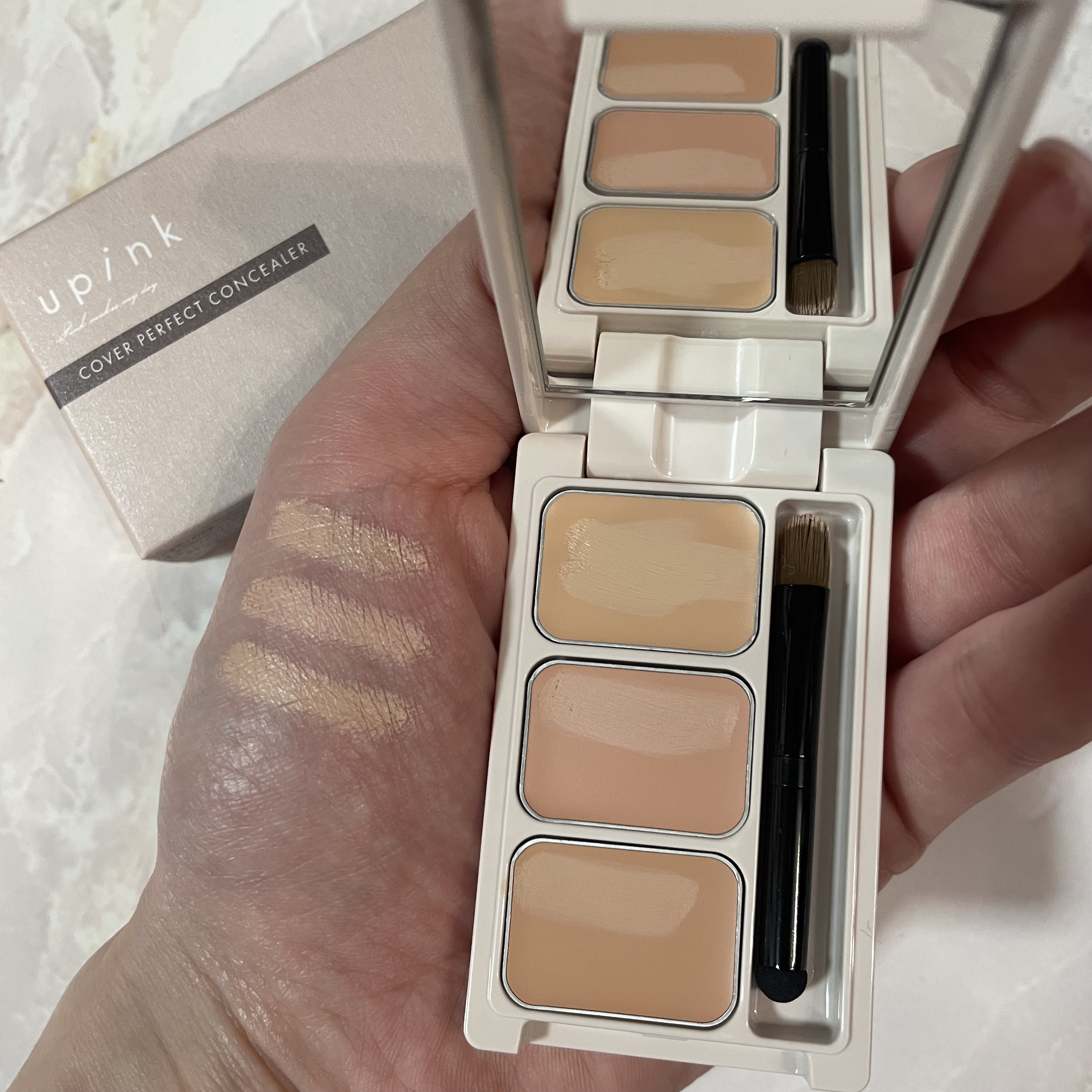 カバーパーフェクトコンシーラー/upink/パレットコンシーラーを使ったクチコミ（2枚目）