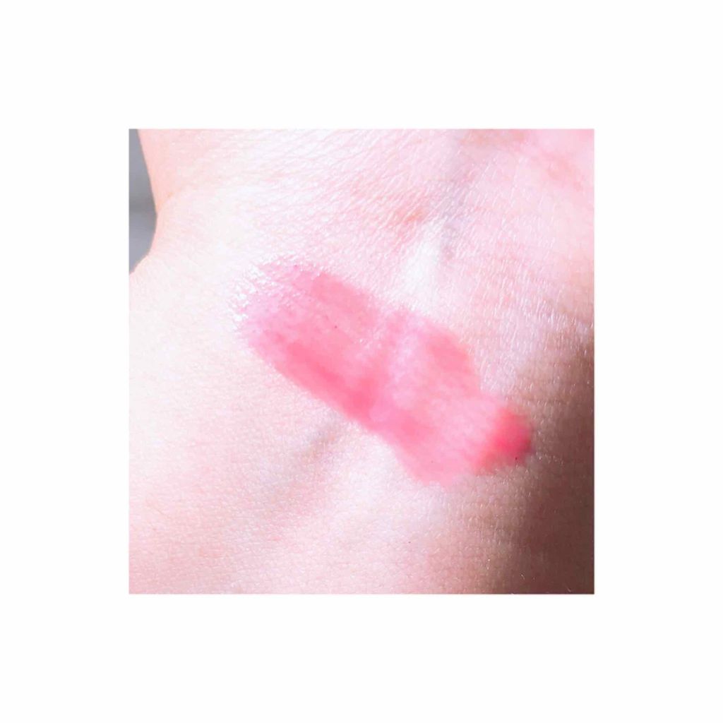 メスメリック グロスオン/CHICCA/リップグロスを使ったクチコミ（3枚目）