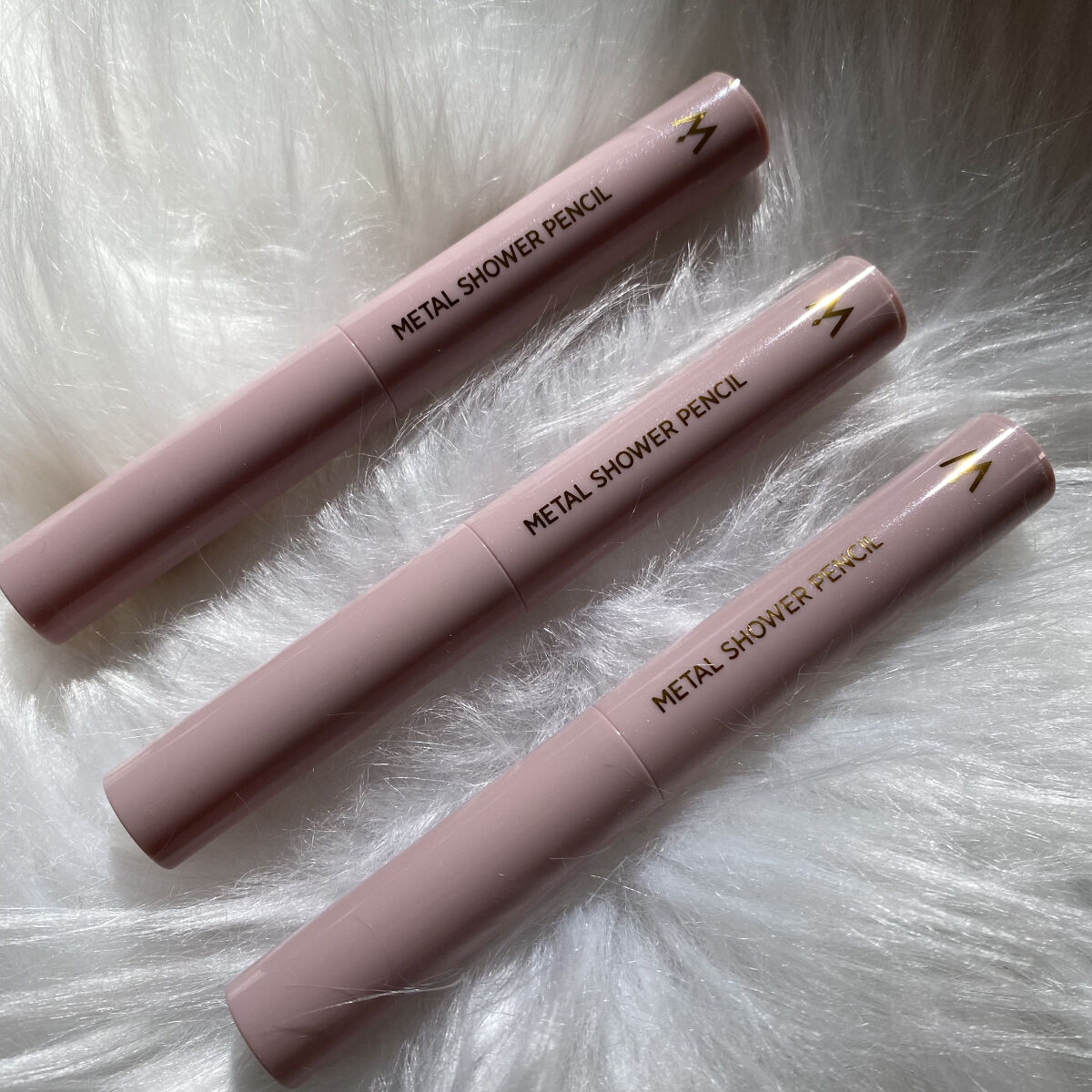 ウォンジョンヨ　メタルシャワーペンシル/Wonjungyo/スティックアイシャドウを使ったクチコミ（2枚目）