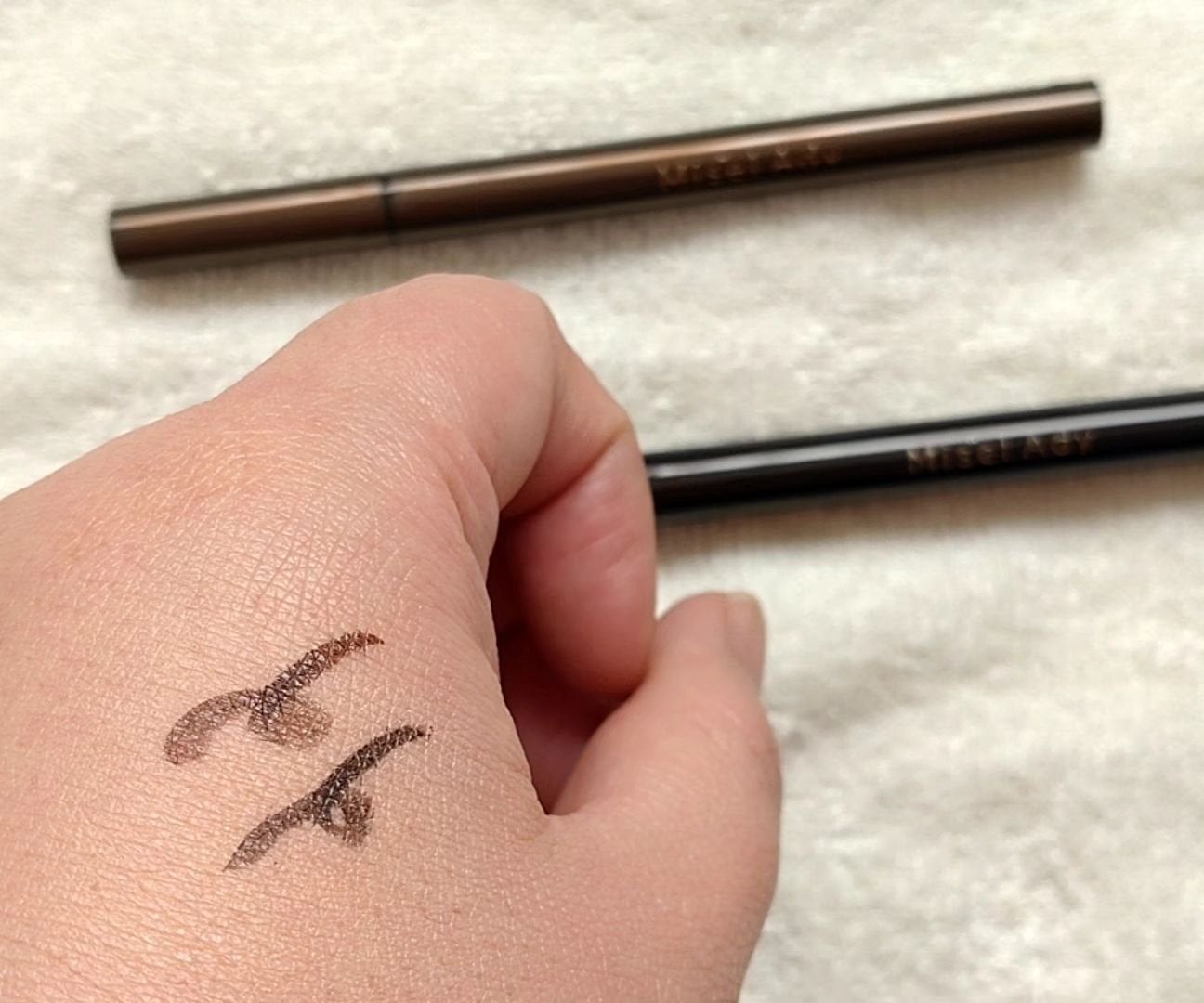 エミ✿投稿ある方フォロバ100 on LIPS 「ミゼルエディ様よりリキッドアイライナー提供頂きました✨提供頂い..」(3枚目)