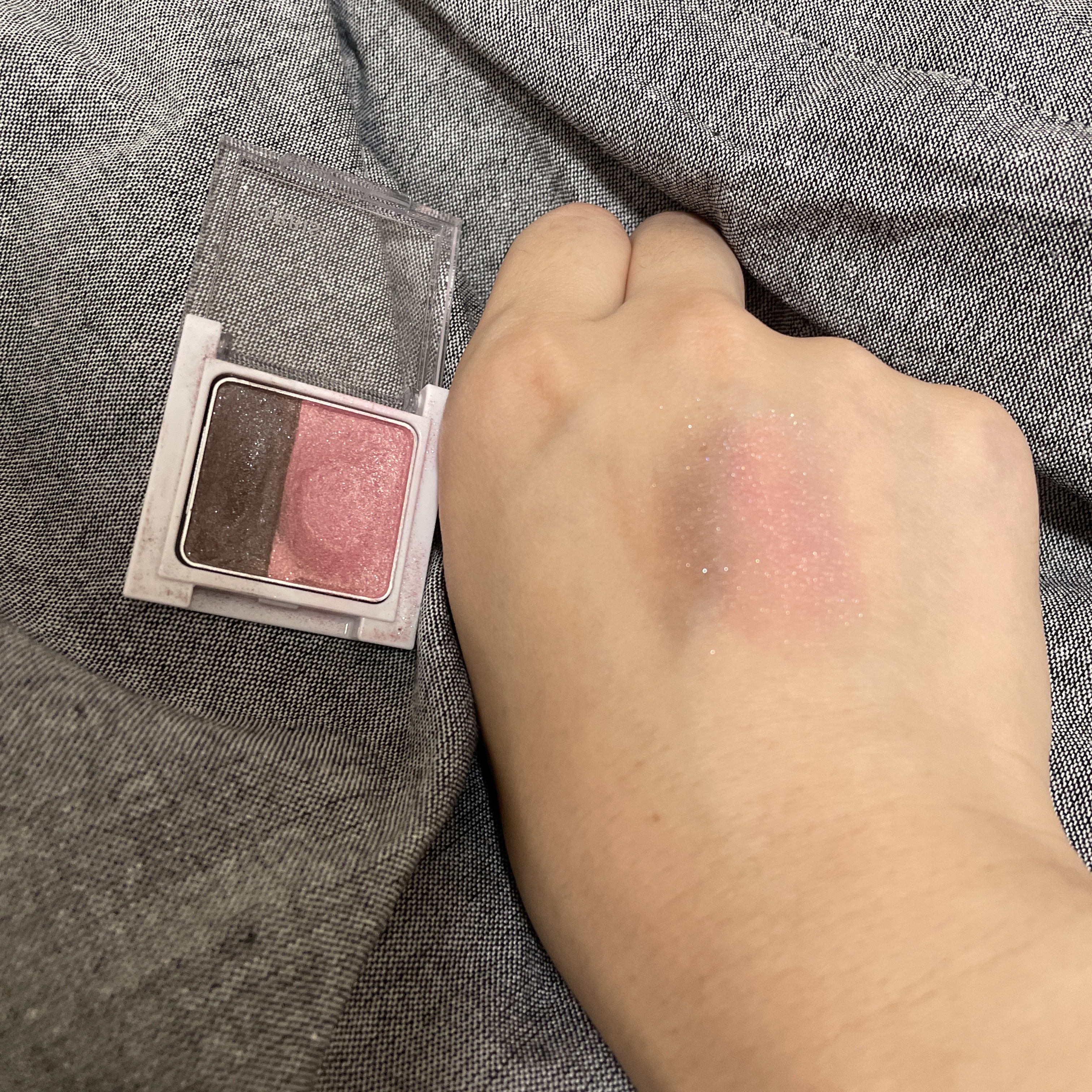 ツイングラデーションアイカラー/オルビス/アイシャドウパレットを使ったクチコミ（1枚目）