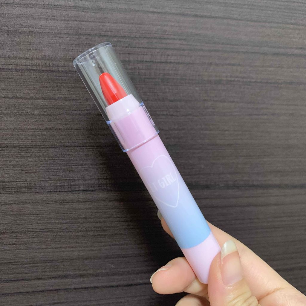 まゆげ on LIPS 「今回はDAISOの『ITGIRLシリーズのマットクレヨンリップ..」(2枚目)