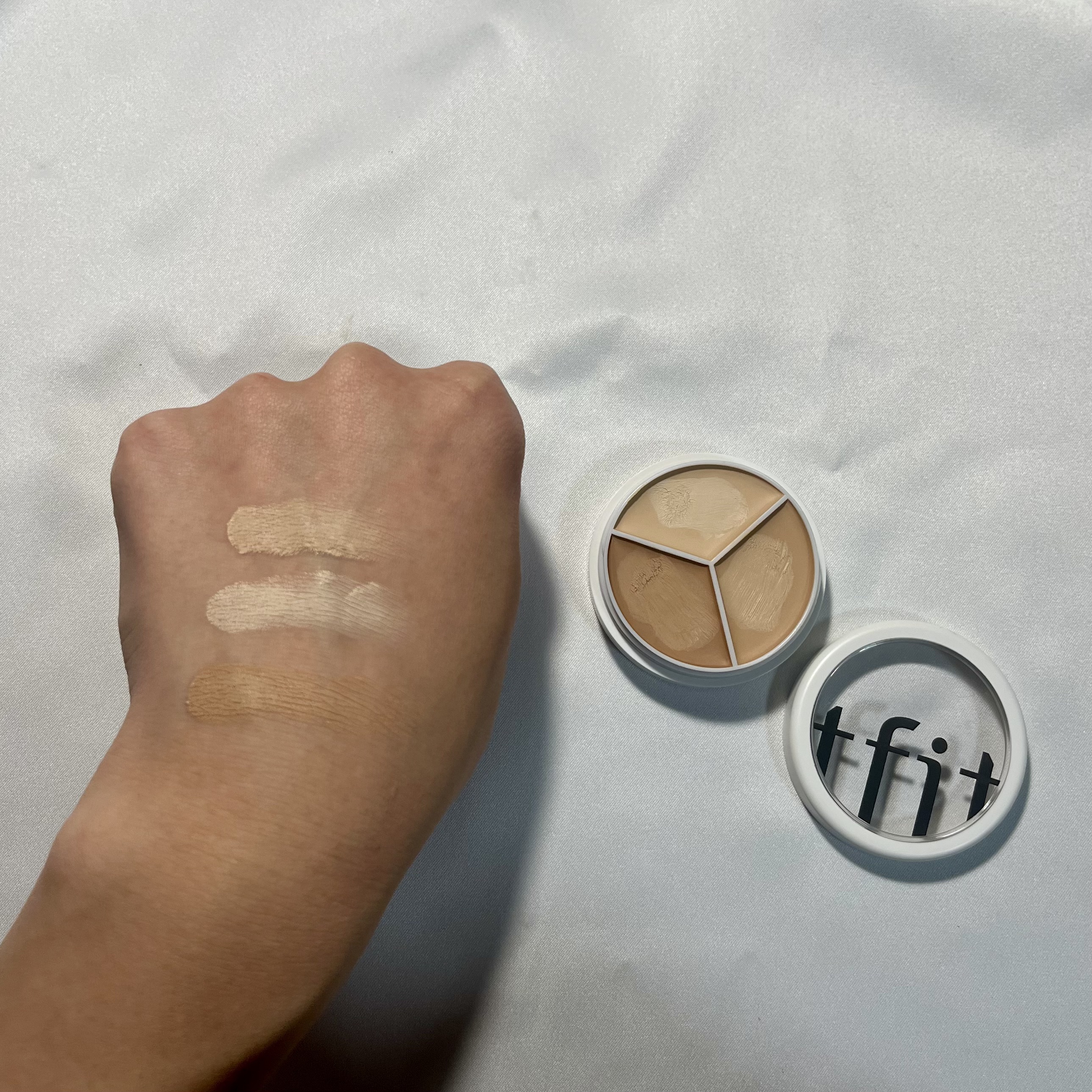 カバーアッププロコンシーラー/TFIT/パレットコンシーラーを使ったクチコミ（2枚目）