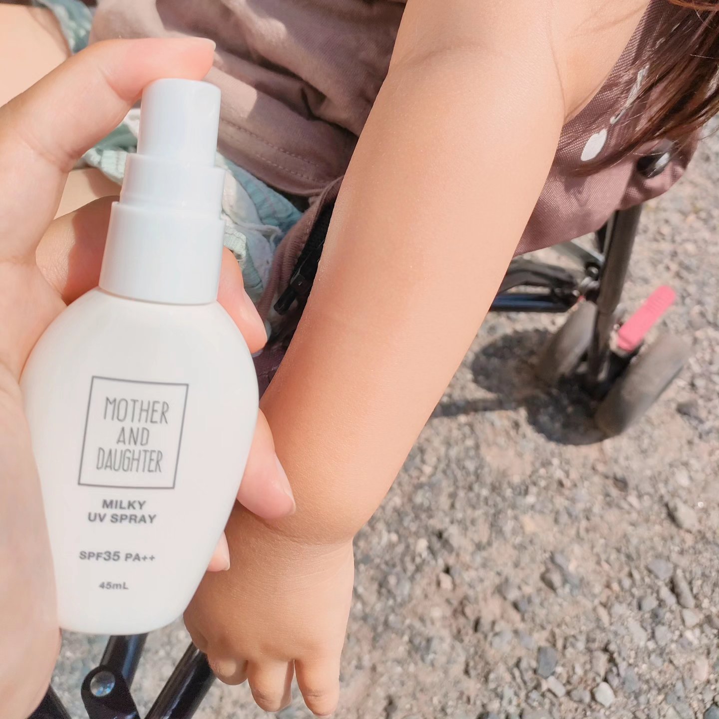M&D ミルキーUVスプレー/Mother&Daughter/日焼け止めミスト・スプレーを使ったクチコミ（2枚目）