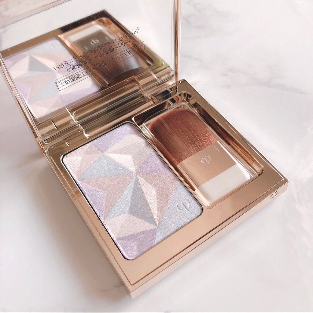 クレ・ド・ポー ボーテ レオスールデクラ/クレ・ド・ポー ボーテ/パウダーハイライトを使ったクチコミ(2枚目)