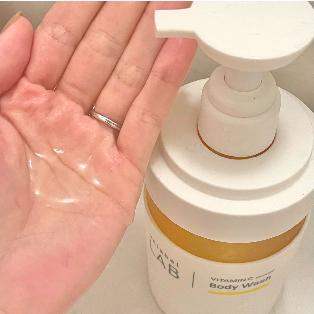 アンレーベル　ラボ　V　クリーミーモイスト　ボディウォッシュ/unlabel/ボディソープを使ったクチコミ（3枚目）