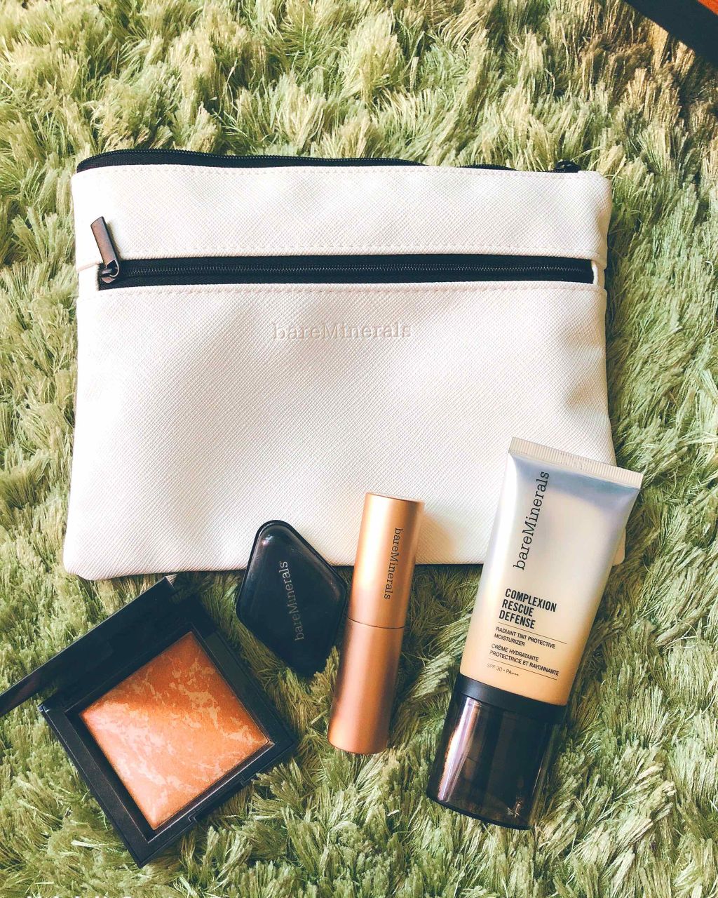 インビジブル グロー/bareMinerals/プレストパウダーを使ったクチコミ(1枚目)