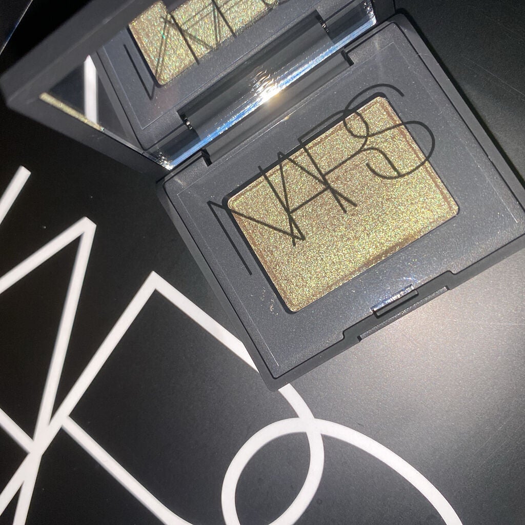 ハードワイヤードアイシャドー/NARS/単色アイシャドウを使ったクチコミ(1枚目)