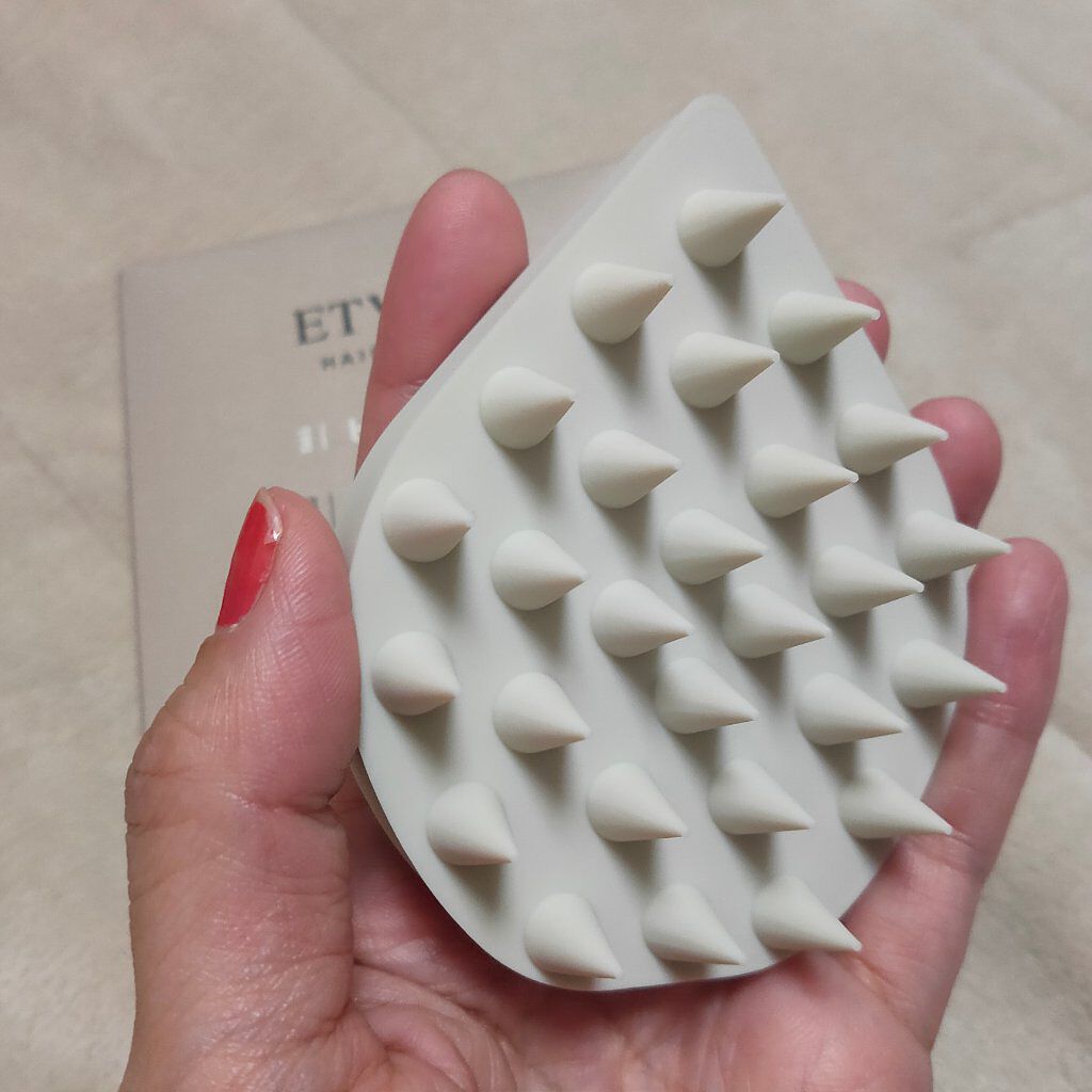 リラクシングマッサージブラシ/エトヴォス/スカルプブラシを使ったクチコミ（1枚目）