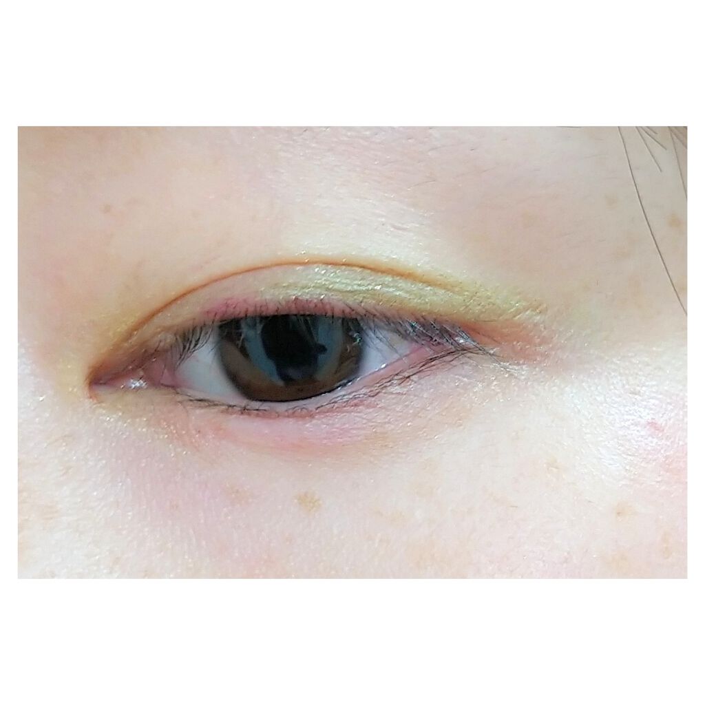 セルヴォーク ヴォランタリー アイズ/Celvoke/単色アイシャドウを使ったクチコミ（2枚目）