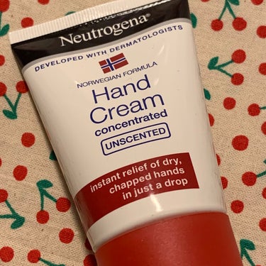 インテンスリペア ハンドクリーム/Neutrogena/ハンドクリームを使ったクチコミ（1枚目）