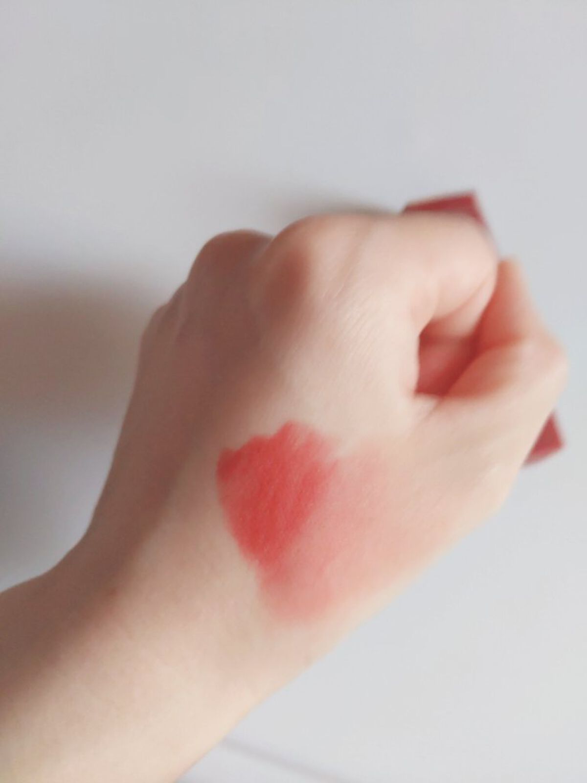 Love Bear マットリップスティック ストロベリーベア/FlowerKnows/口紅を使ったクチコミ（3枚目）