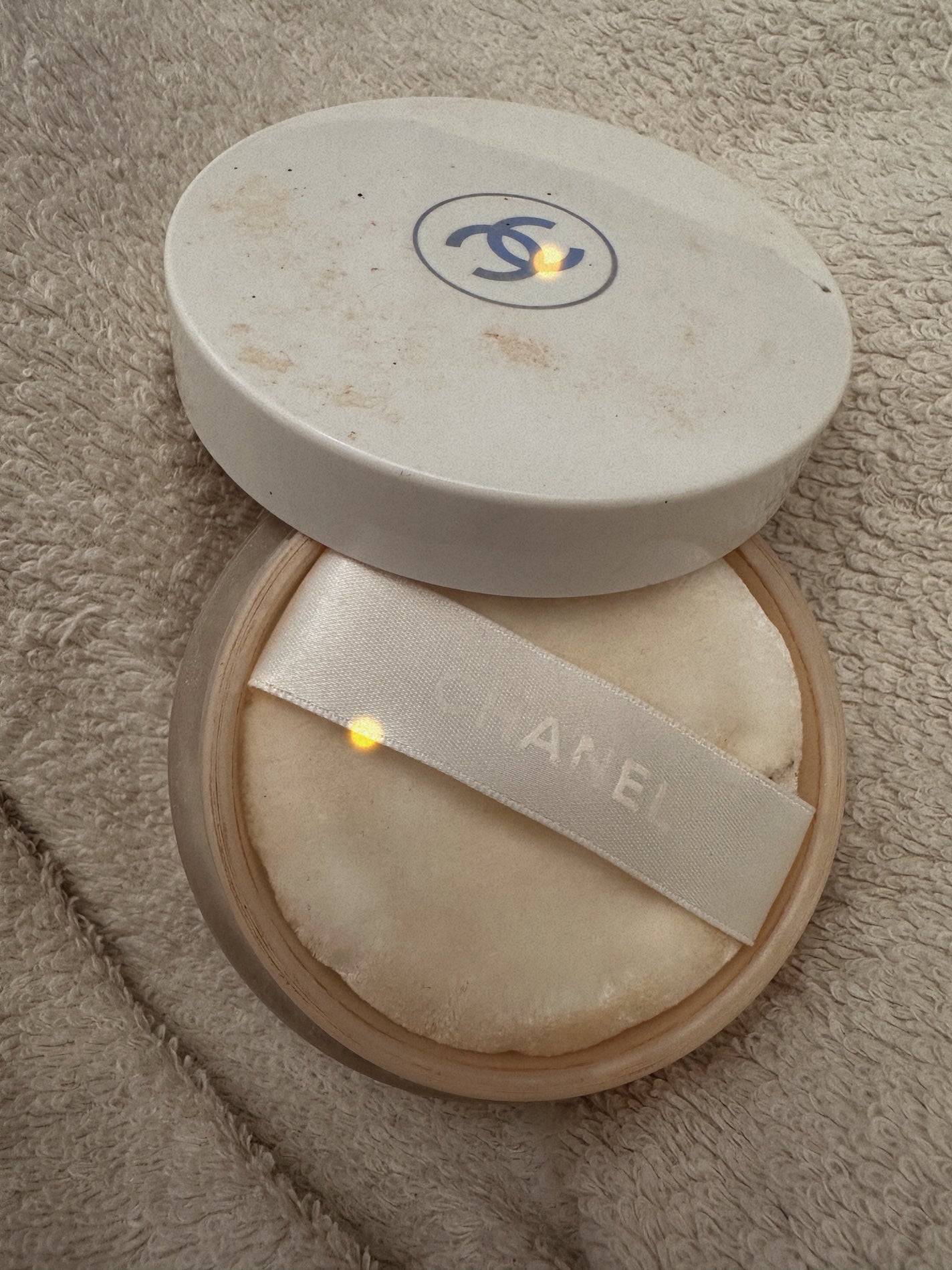 プードゥル ユニヴェルセル リーブル N/CHANEL/ルースパウダーを使ったクチコミ(1枚目)