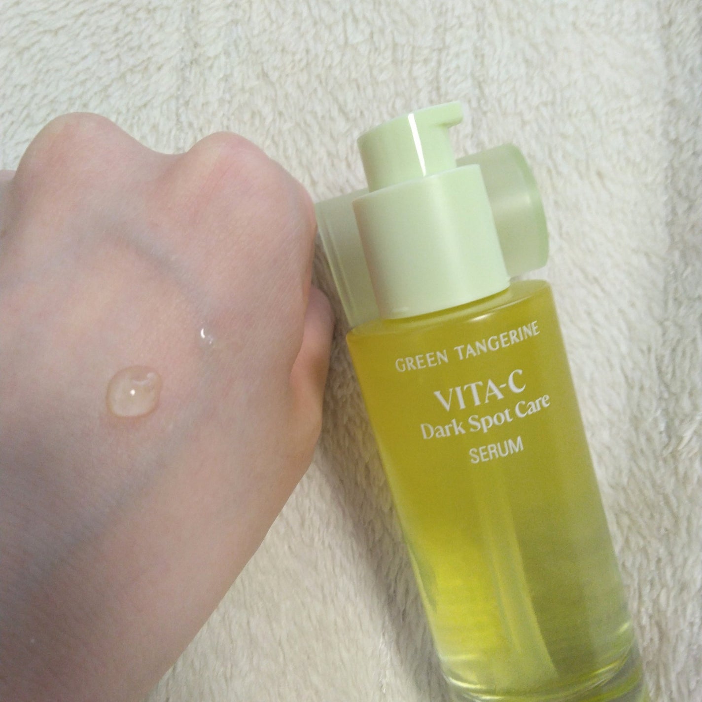 グリーンタンジェリン ビタC ダークスポットケアセラム/goodal/美容液を使ったクチコミ(2枚目)