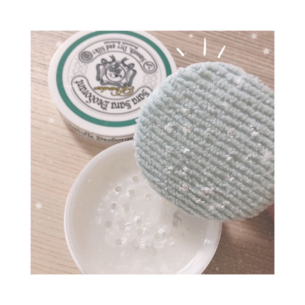 薬用さらさらデオドラントパウダー/デオナチュレ/デオドラント・制汗剤を使ったクチコミ(4枚目)