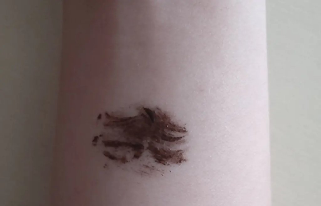 愛ラッシュマスカラR 02 アイドルグレージュ【新】/b idol/マスカラを使ったクチコミ（2枚目）