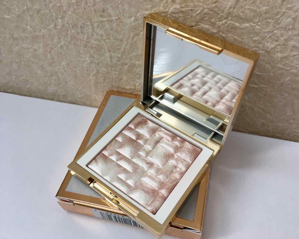 ハイライティング パウダー/BOBBI BROWN/パウダーハイライトを使ったクチコミ(1枚目)