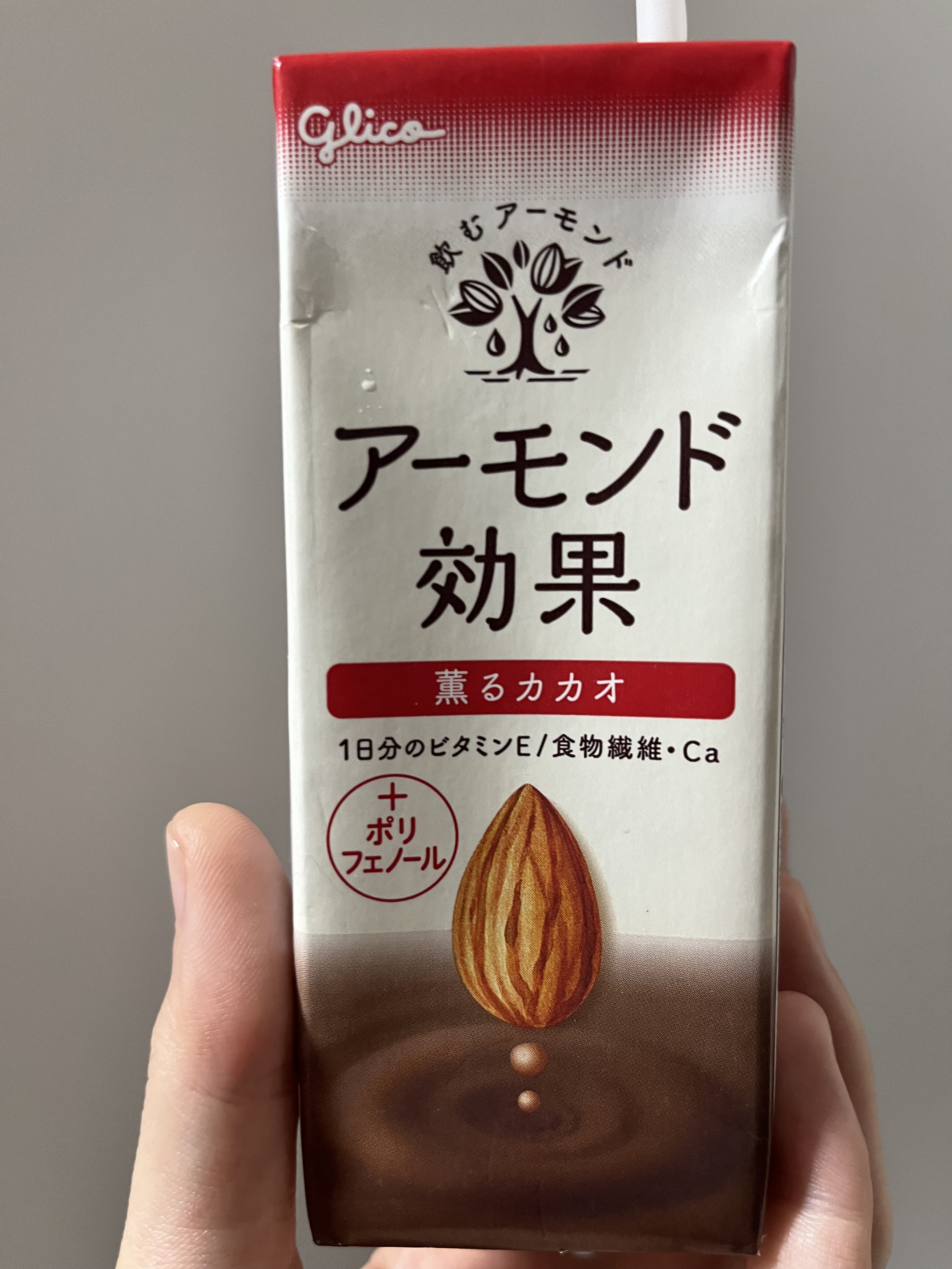 アーモンド効果 薫るカカオ 200ml/グリコ/オーツ・アーモンドミルクを使ったクチコミ（1枚目）