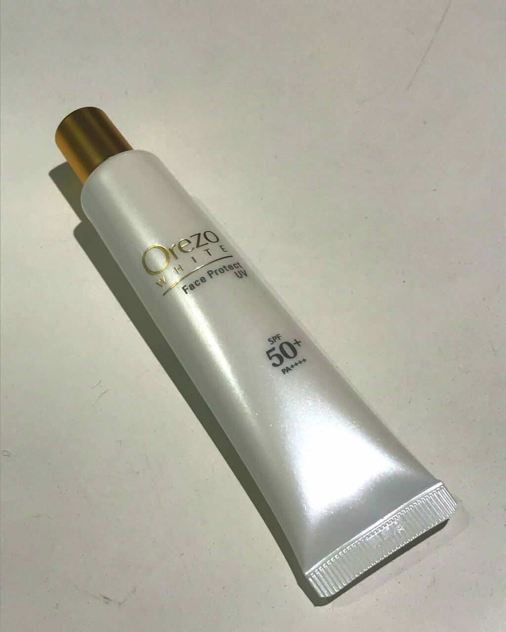 オレゾ オレゾホワイト フェイスプロテクトUVのクチコミ「日焼け止め模索中。
税込2530円でした。
使い心地とてもいい！ヘンな匂いもしないし白浮きしな.....」（1枚目）