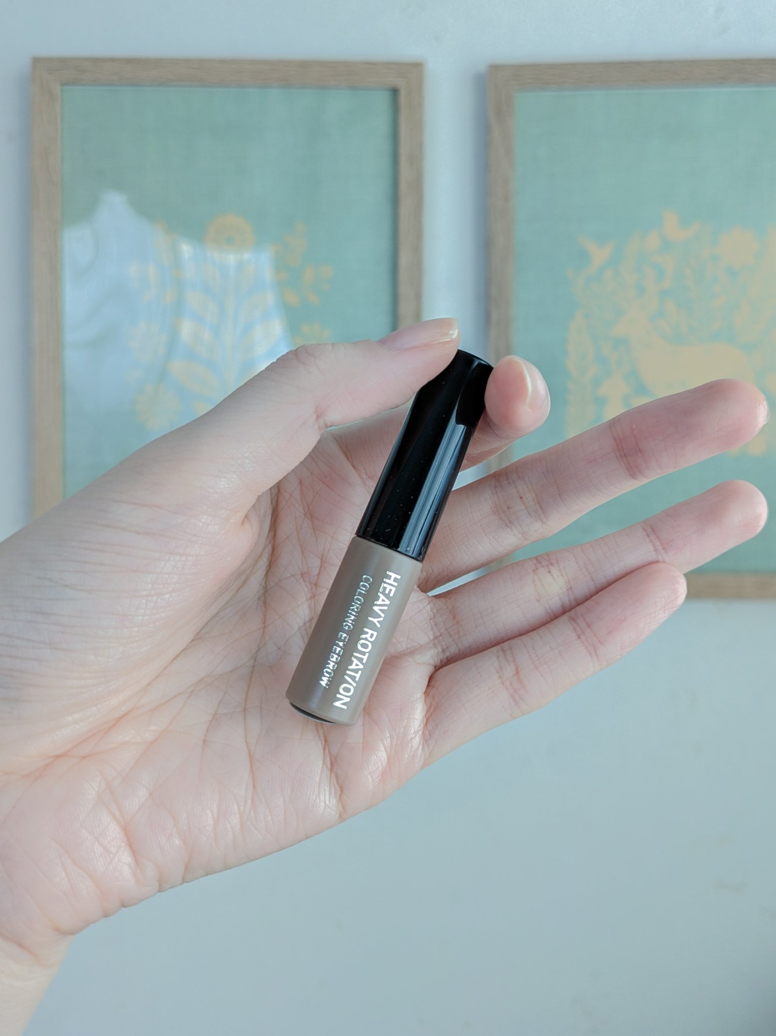 ヘビーローテーション カラーリングアイブロウEX 09 ナチュラルアッシュ/ヘビーローテーション/眉マスカラを使ったクチコミ（1枚目）