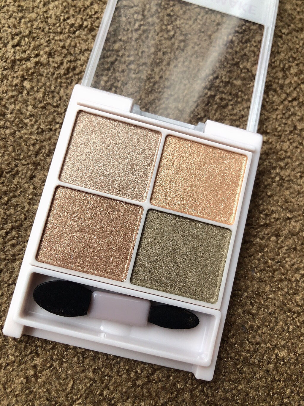 シルキースフレアイズ/キャンメイク/アイシャドウパレットを使ったクチコミ（2枚目）