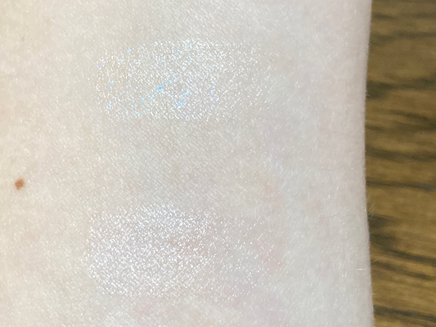 ミルキーウォータリーリップ/KATE/リップグロスを使ったクチコミ(8枚目)