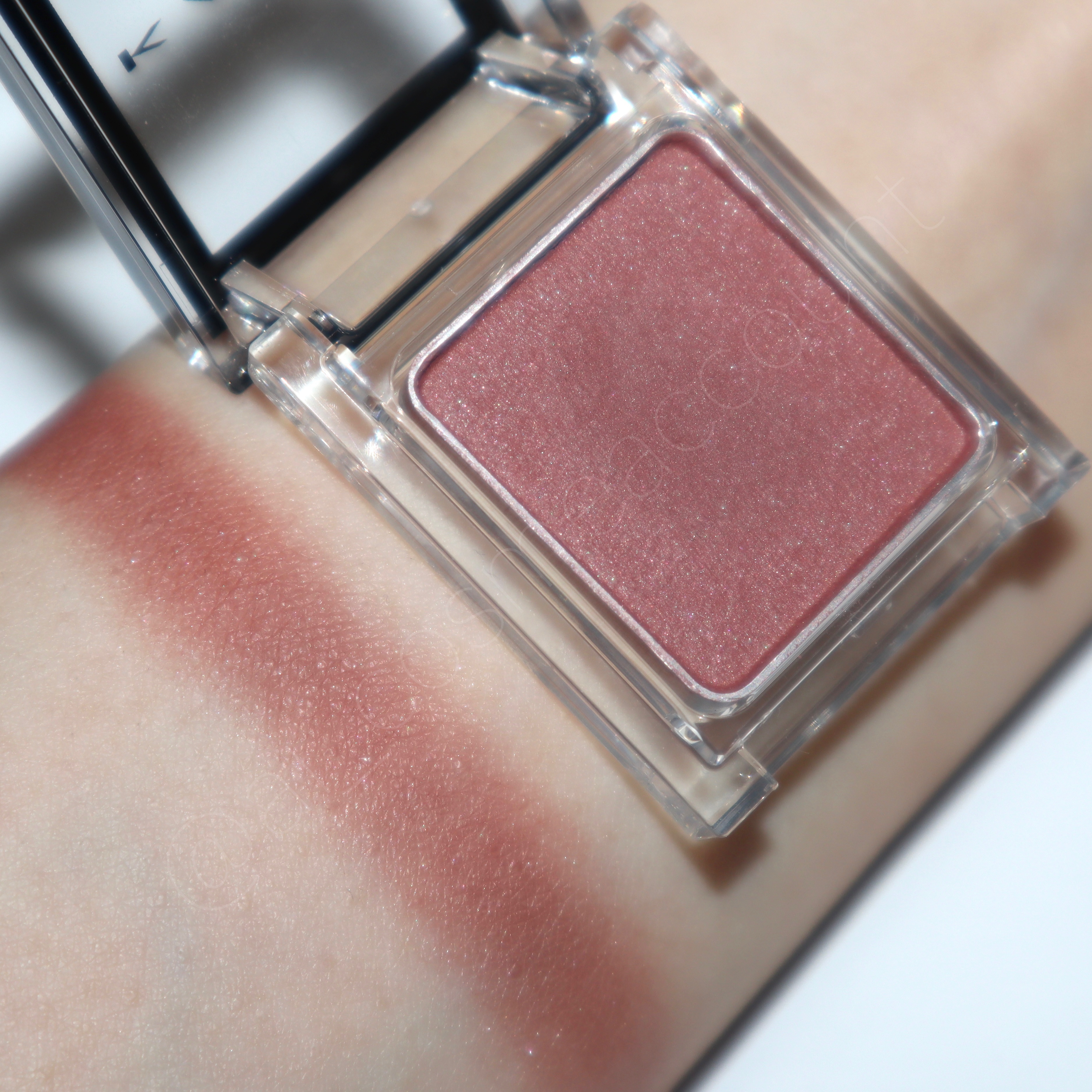 ケイト ザ アイカラー/KATE/単色アイシャドウを使ったクチコミ（3枚目）