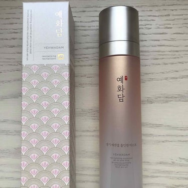 (*ö)ザ フェイスショップ
【YEHWADAM essential all in one mist】
化粧水を使い切ってしまったので、切り替え。
産後も考え、時短化粧水となりました。
そして、母に勧め