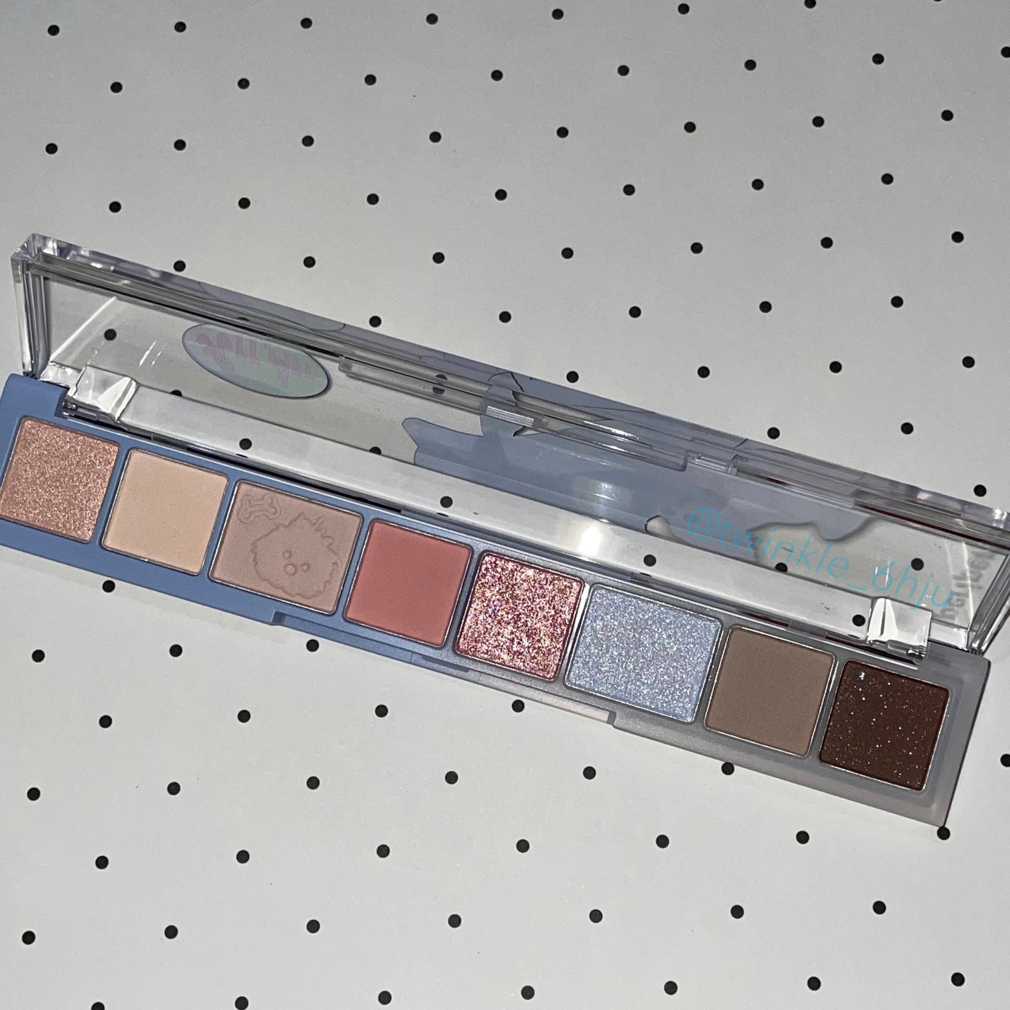 オール テイク ムード パレット(24AD)/PERIPERA/アイシャドウパレットを使ったクチコミ(2枚目)