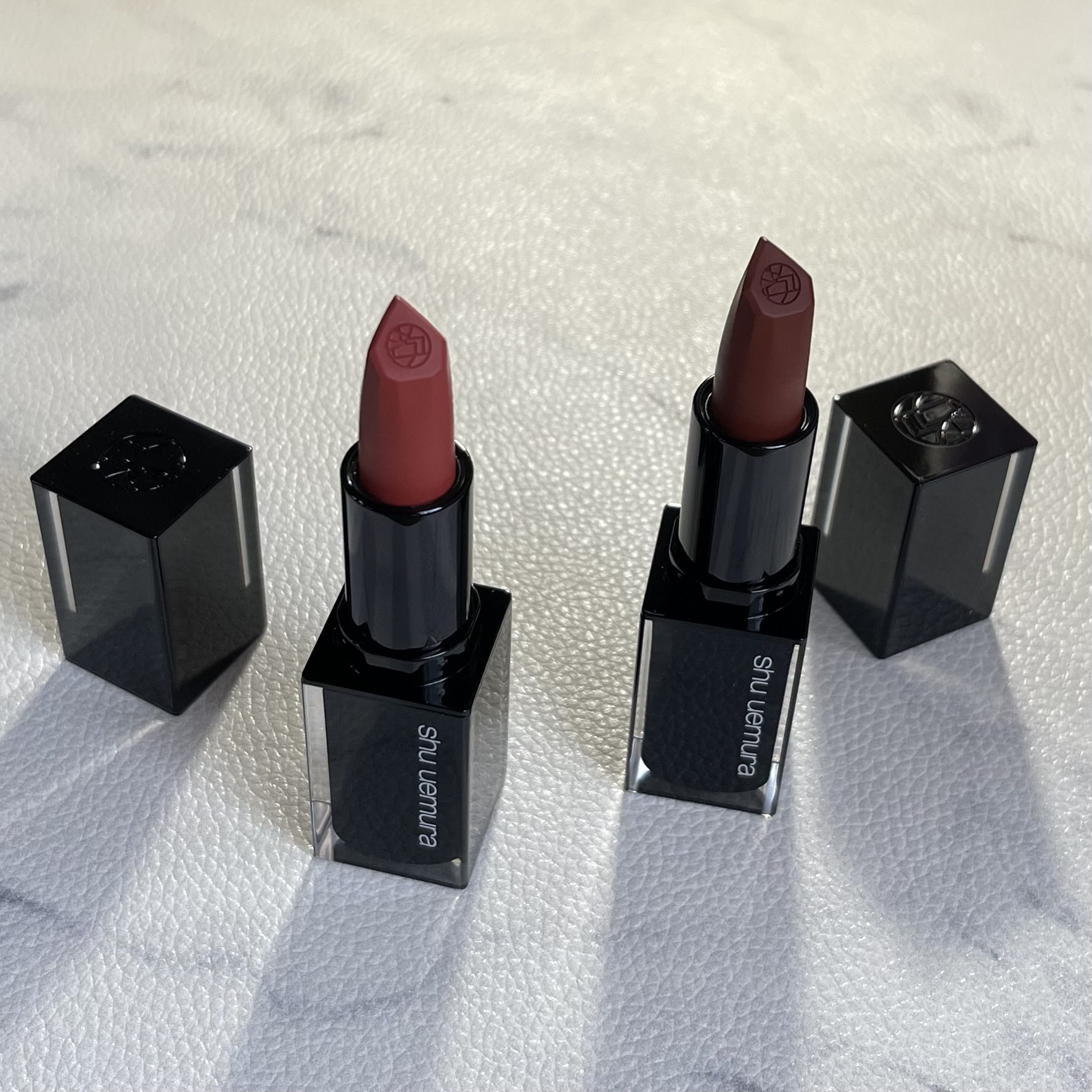キヌ ルージュ マット/shu uemura/口紅を使ったクチコミ（3枚目）