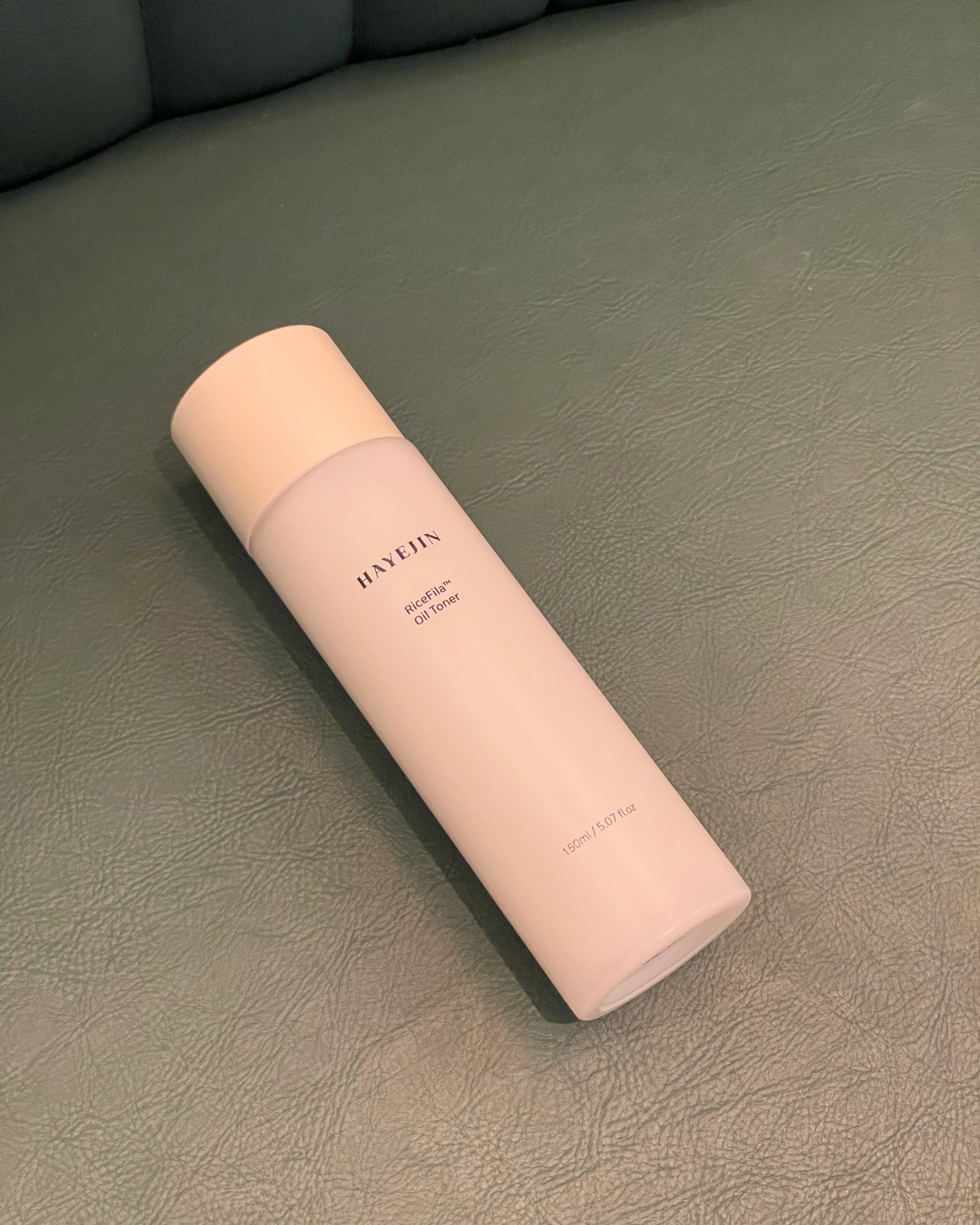 ♡
韓国🇰🇷ヴィーガンブランド ハイェジン
⁡
⁡
⁡
🌾ライスピラーオイルトナー
⁡
⁡
トナーとクリーム一本に入れたシェイキング栄養ヴィーガントナー✨️
⁡
低刺激弱酸性で敏感肌も安心して使える低刺激米トナー
⁡
柔らかいテクスチ