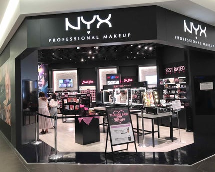 メイクアップ セッティングスプレー/NYX Professional Makeup/ミスト状化粧水を使ったクチコミ(2枚目)