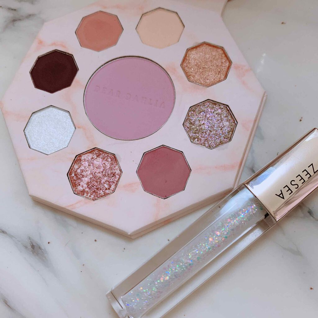 DEAR DAHLIA ブルーミング エディション パラダイス ティンティド ブルーミング バーム ファンタジーのクチコミ「【ピンクの囲み目メイク】

こんばんは！疲れ過ぎて寝てました莉愛です。

今日はピンクの囲み目.....」（2枚目）