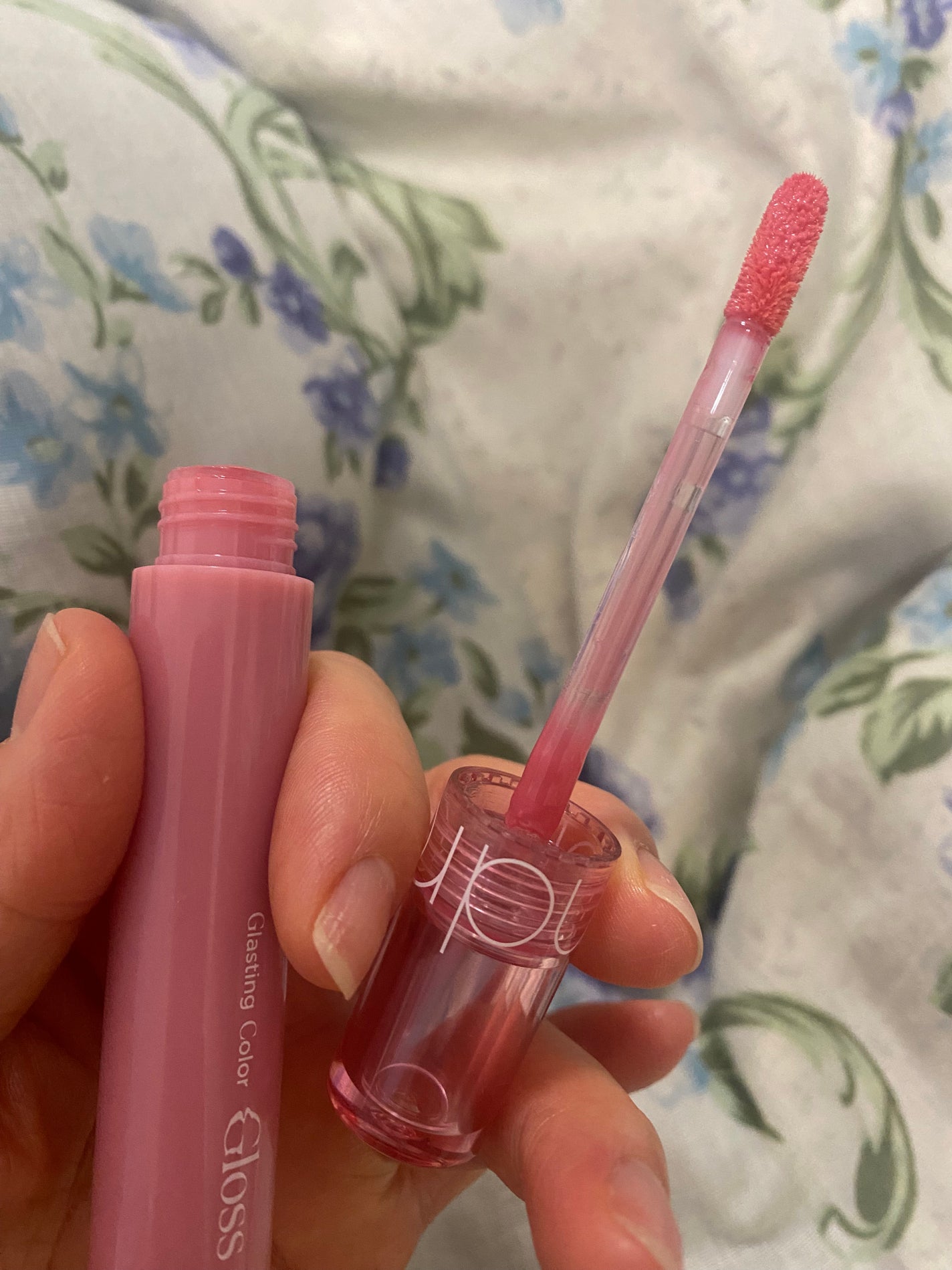 グラスティングカラーグロス/rom&nd/リップグロスを使ったクチコミ(3枚目)