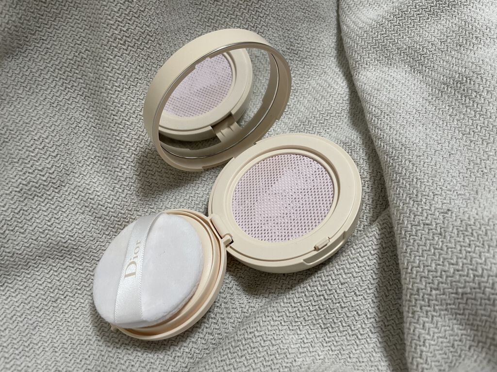 ディオールスキン フォーエヴァー クッション パウダー/Dior/ルースパウダーを使ったクチコミ（2枚目）