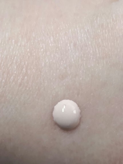 エッセンス スキングロウ ファンデーション/SHISEIDO/リキッドファンデーションを使ったクチコミ(3枚目)