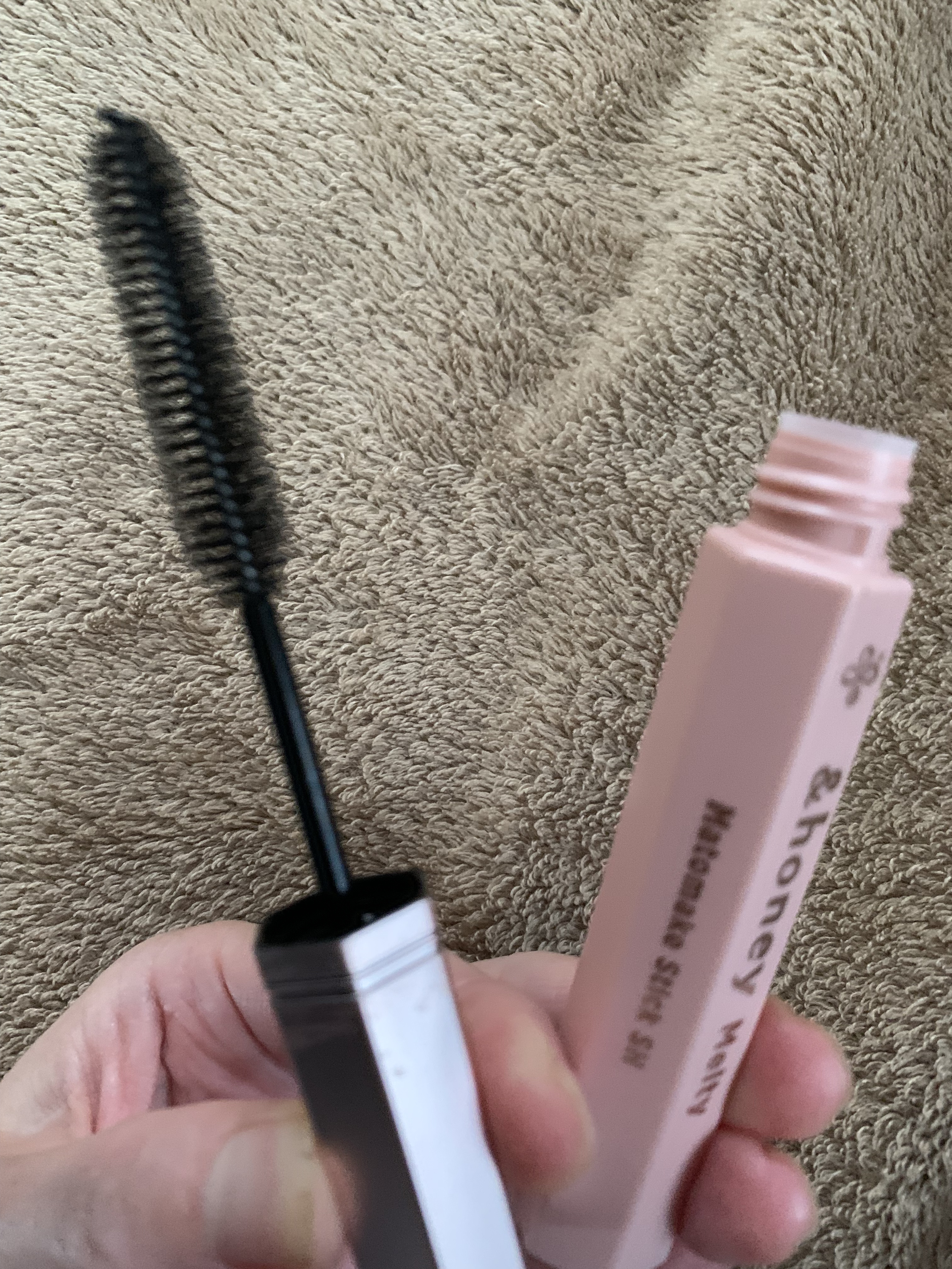 アンドハニー メルティ マトメイクスティック スーパーホールド 4.0/&honey/ヘアジェルを使ったクチコミ（2枚目）