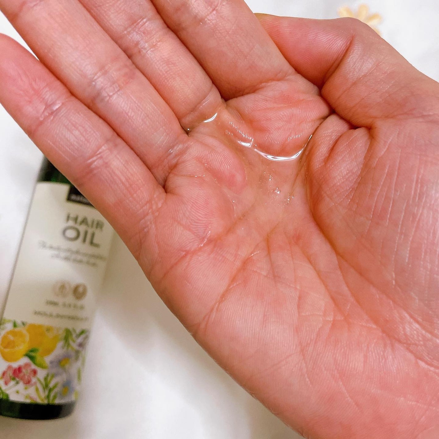 ツヤ髪オイル/ネイチャーディープ /ヘアオイルを使ったクチコミ(4枚目)