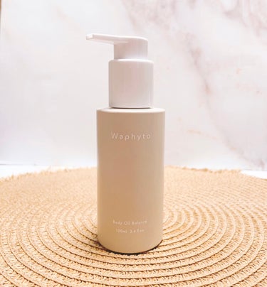 Waphyto Body Oil ボディオイルのクチコミ「Waphyto
ボディオイル バランス

バリア機能を整える
ボディオイル使ってみたよ

Wa.....」（1枚目）