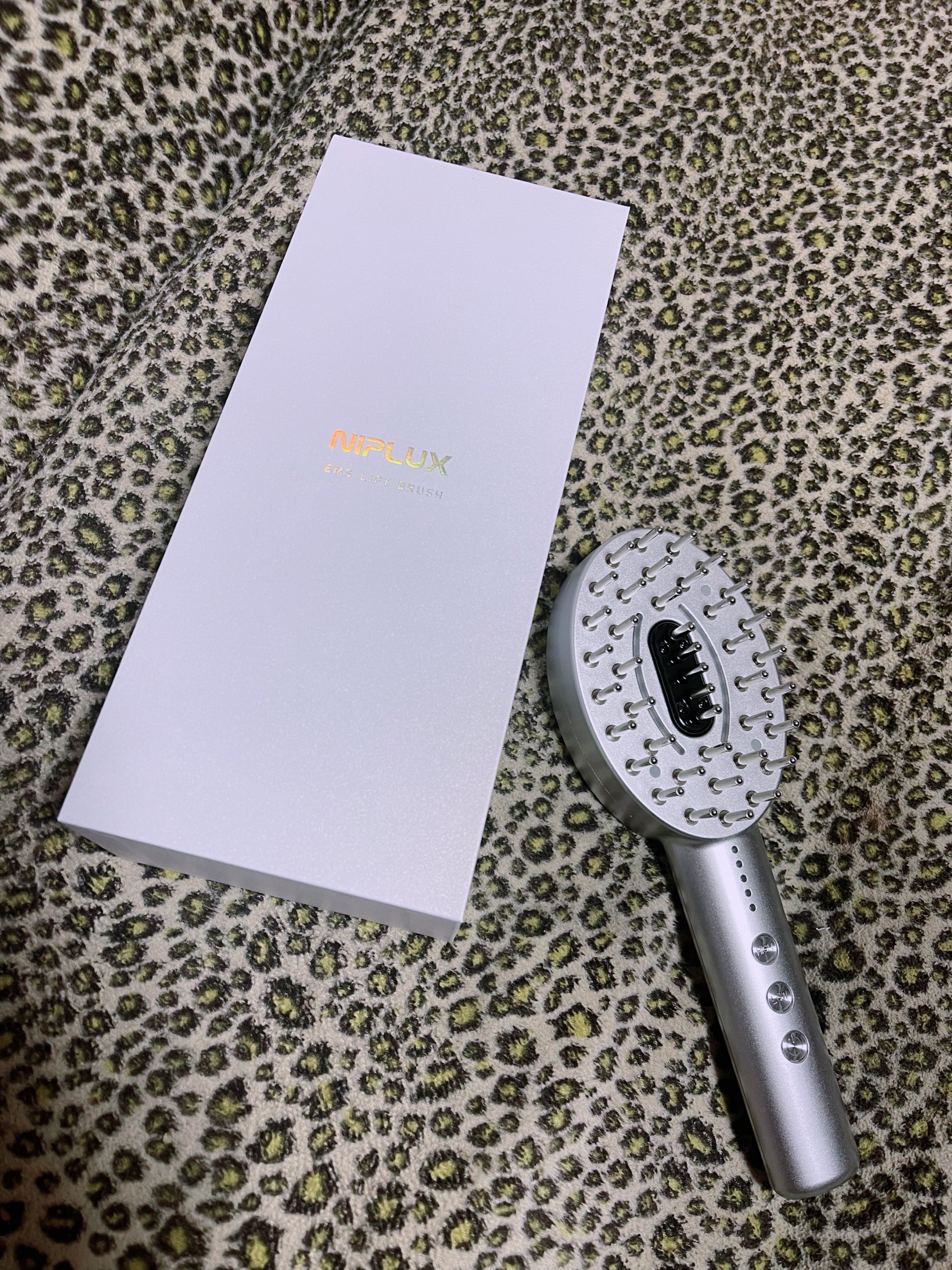 EMS LIFT BRUSH/NIPLUX/美顔器・マッサージを使ったクチコミ（1枚目）