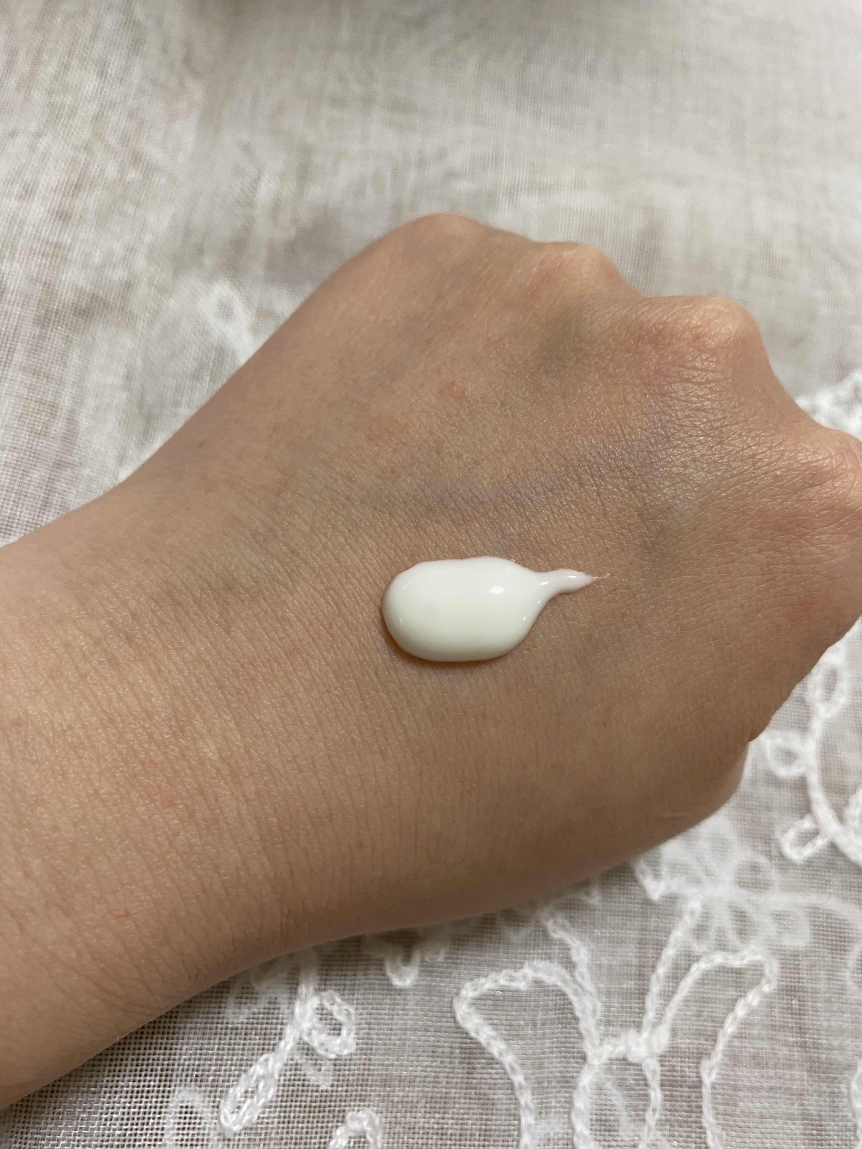 スキンアクア スーパーモイスチャージェル/スキンアクア/日焼け止めジェルを使ったクチコミ（2枚目）