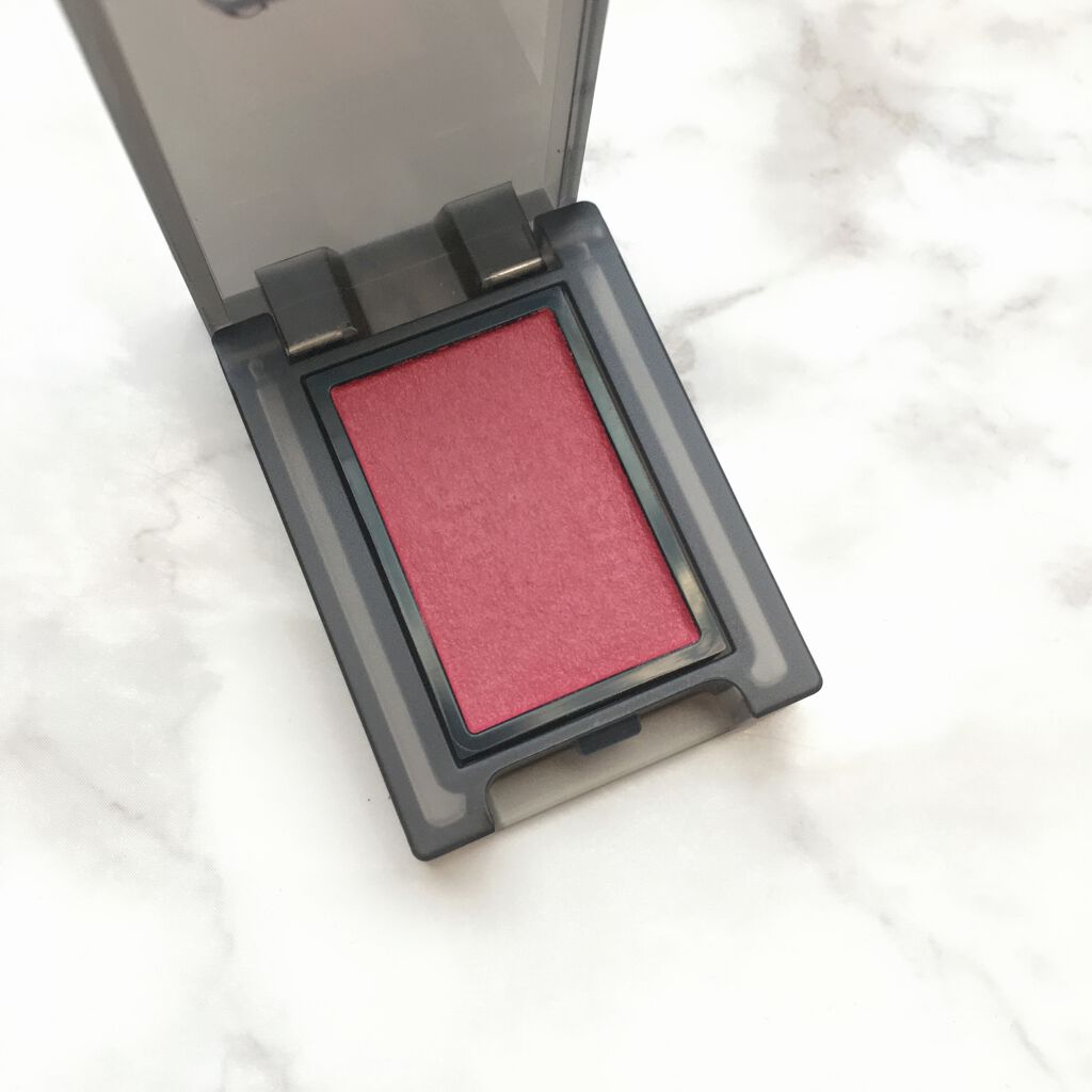 セルヴォーク ヴォランタリー アイズ/Celvoke/単色アイシャドウを使ったクチコミ(3枚目)