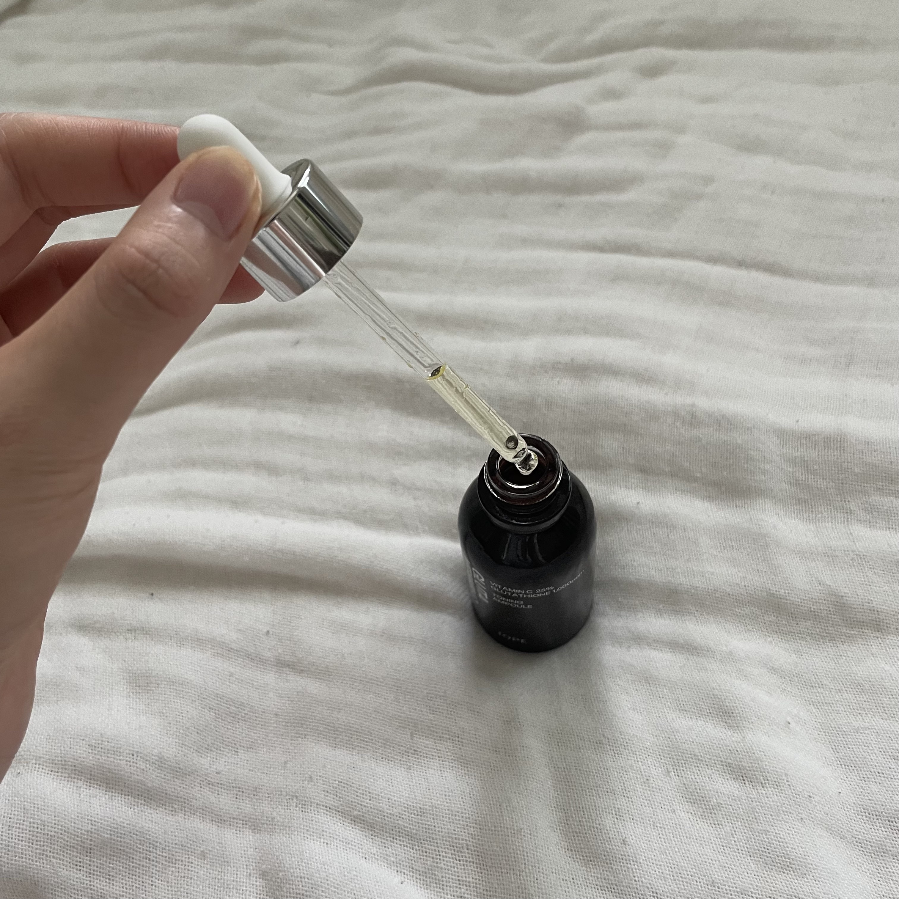 グルタ ビタミンC トーニング アンプル/IOPE/美容液を使ったクチコミ（3枚目）