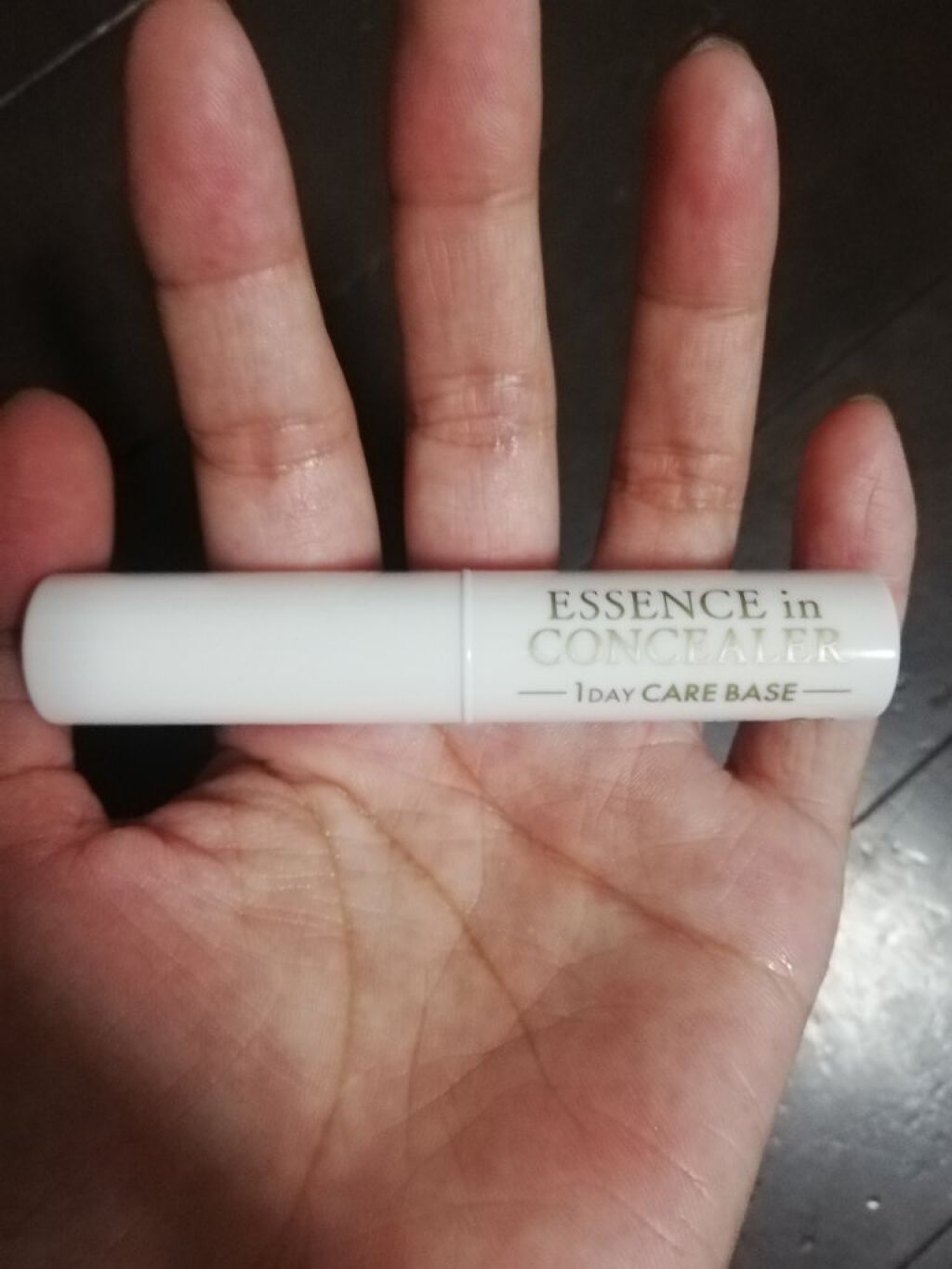 エッセンスインコンシーラー 02 ナチュラルベージュ/K-パレット/スティックコンシーラーを使ったクチコミ（2枚目）