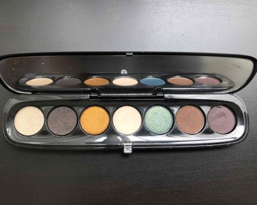 EYE-CONIC  STEEL MULTI-FINISH  EYESHADOW  PALETTE/MARC JACOBS BEAUTY/パウダーアイシャドウを使ったクチコミ（1枚目）