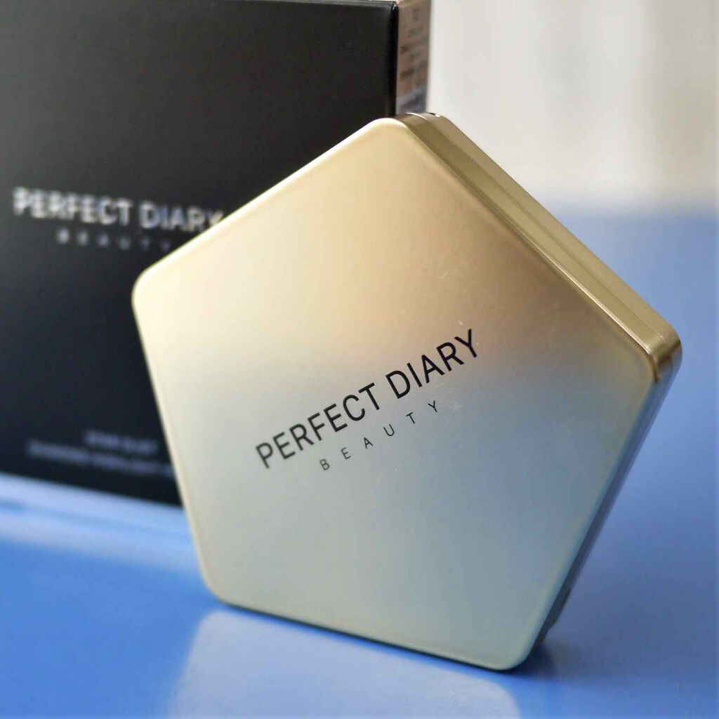 スターダストダイヤモンドハイライトパウダー/PERFECT DIARY/パウダーハイライトを使ったクチコミ（3枚目）