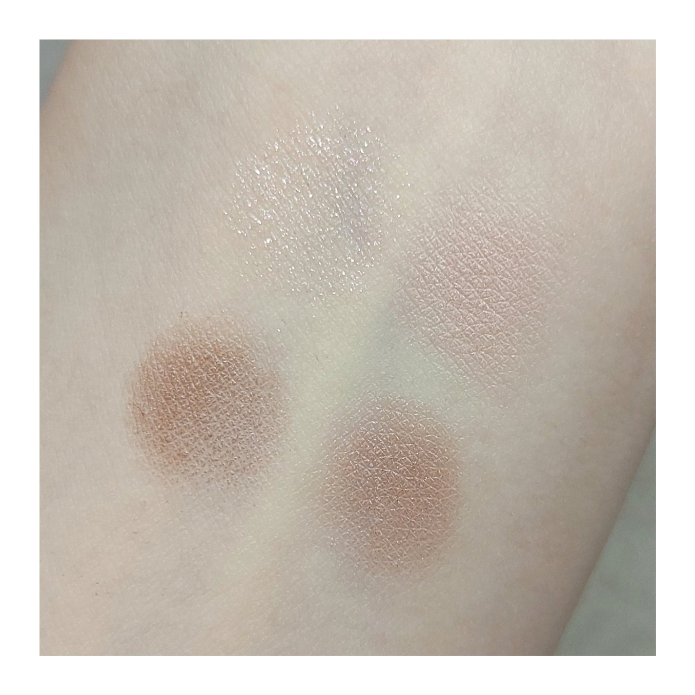 シルキースフレアイズ(マットタイプ)/キャンメイク/アイシャドウパレットを使ったクチコミ(3枚目)