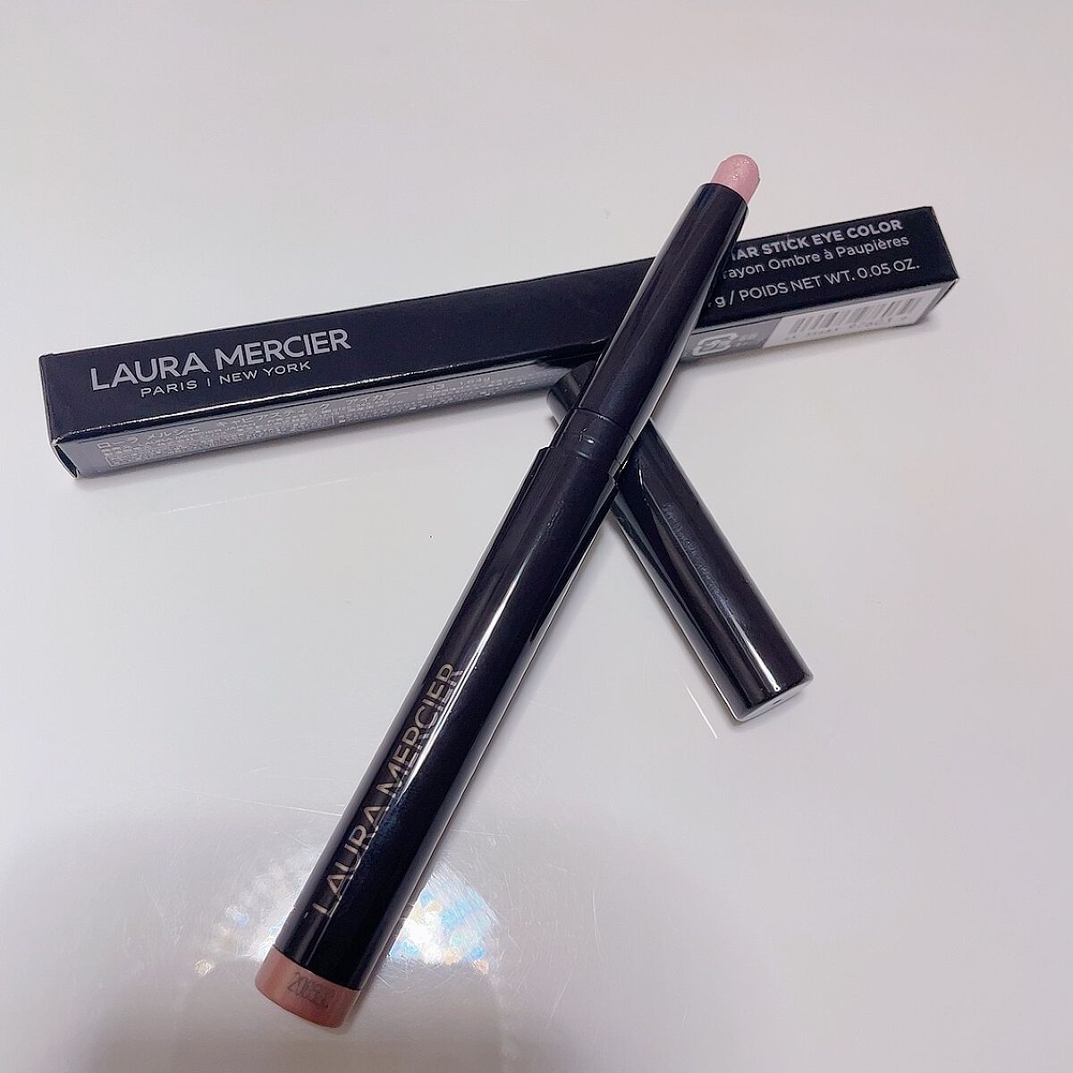 キャビアスティック アイカラー 2008 BURGUNDY/ローラ メルシエ/スティックアイシャドウを使ったクチコミ（3枚目）